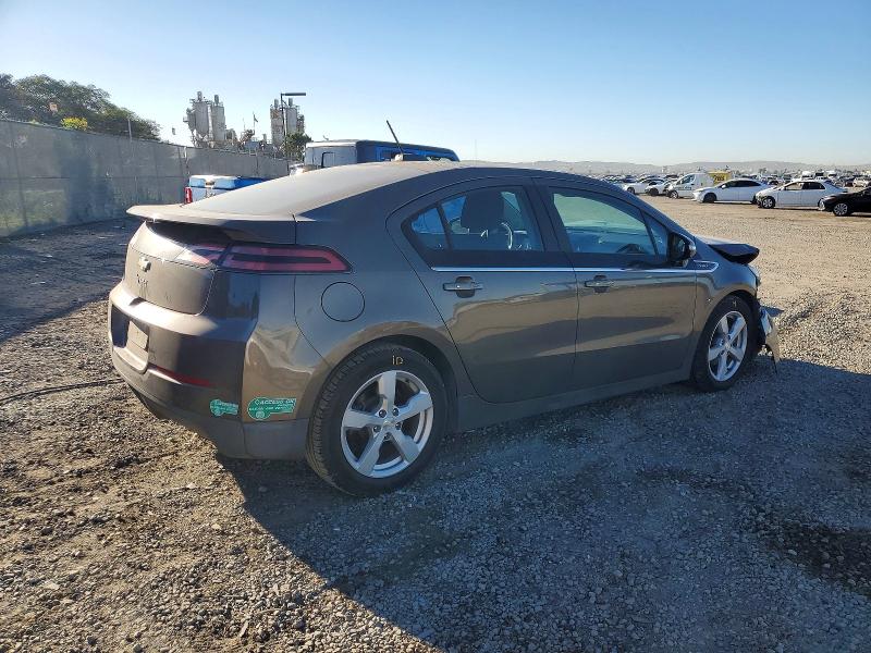 Photo 3 from auction – 2015 CHEVROLET VOLT with VIN 1G1RC6E46FU126791