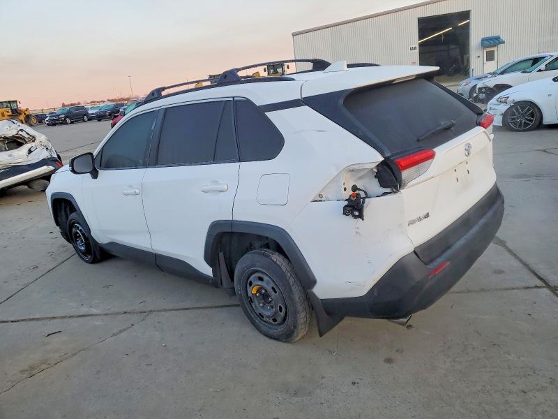 Photo 2 from auction – 2019 TOYOTA RAV4 LE with VIN 2T3H1RFV4KC002440