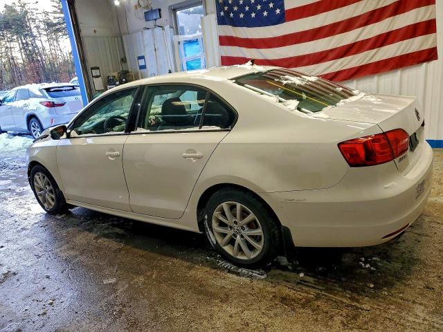 Photo 2 from auction – 2012 VOLKSWAGEN JETTA SE with VIN 3VWDP7AJ4CM075554
