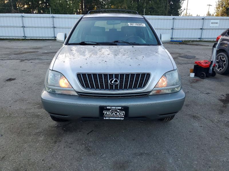 Photo 5 from auction – 1999 LEXUS RX 300 with VIN JT6HF10U6X0094462