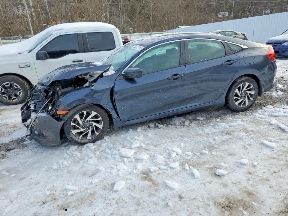 HONDA CIVIC 2016 with VIN 19XFC2F72GE028319 - Photo from auction