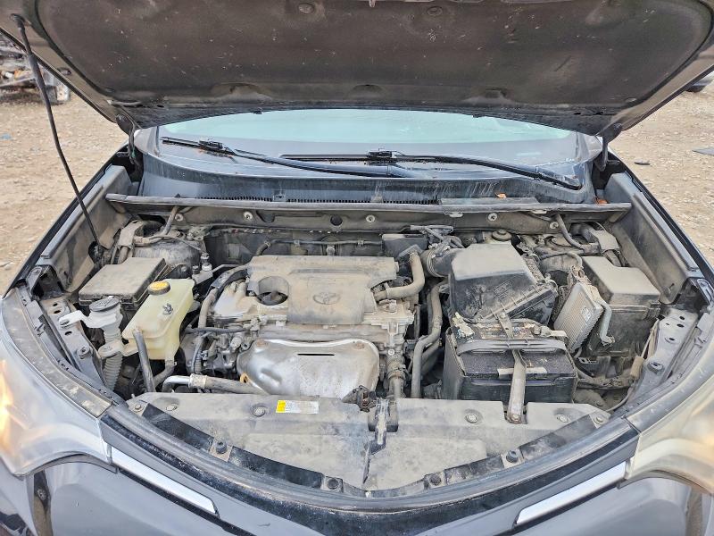 Photo 11 from auction – 2016 TOYOTA RAV4 XLE with VIN 2T3RFREV5GW473378