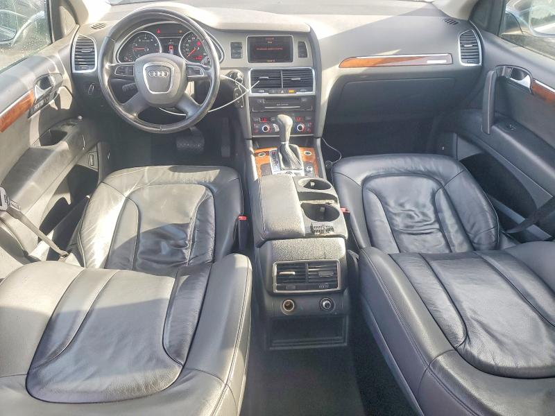 Photo 8 from auction – 2010 AUDI Q7 PREMIUM with VIN WA1LYAFE2AD006692