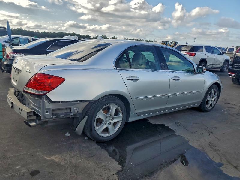 Photo 3 from auction – 2005 ACURA RL with VIN JH4KB16555C020499