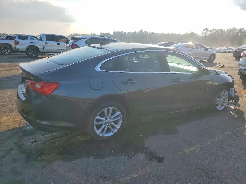 Photo 3 from auction – 2018 CHEVROLET MALIBU LT with VIN 1G1ZD5ST3JF170103