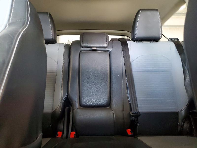 Photo 10 from auction – 2017 FORD ESCAPE SE with VIN 1FMCU9GD8HUE16330