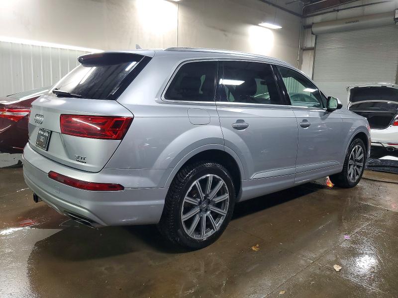 Photo 3 from auction – 2017 AUDI Q7 PRESTIG with VIN WA1VABF78HD032714