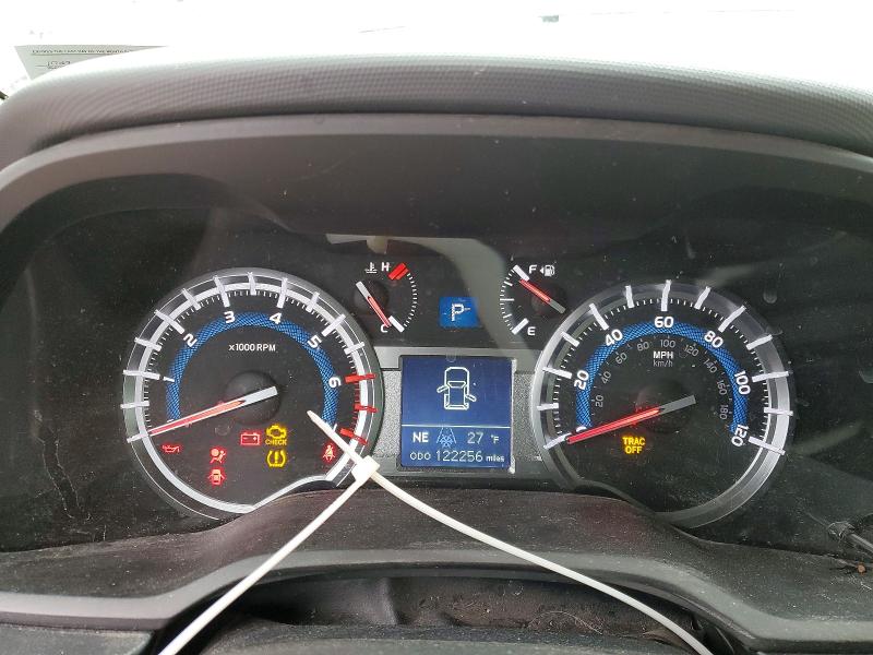 Photo 9 from auction – 2018 TOYOTA 4RUNNER SR with VIN JTEBU5JR0J5485893