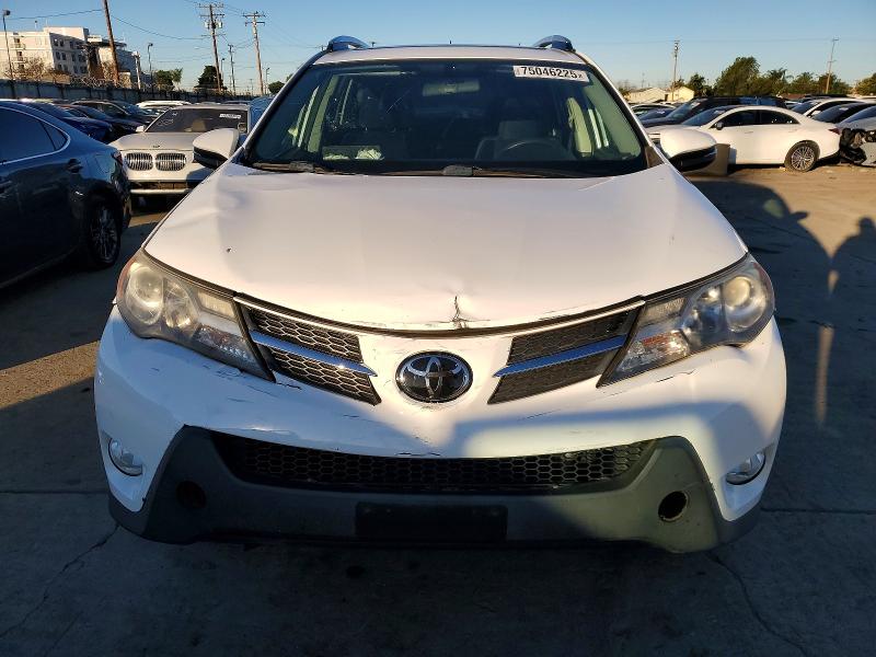 Photo 5 from auction – 2013 TOYOTA RAV4 XLE with VIN 2T3WFREV9DW012442