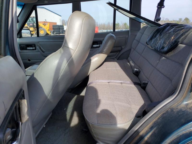 Photo 11 from auction – 1995 JEEP CHER SE with VIN 1J4FT68S3SL598347
