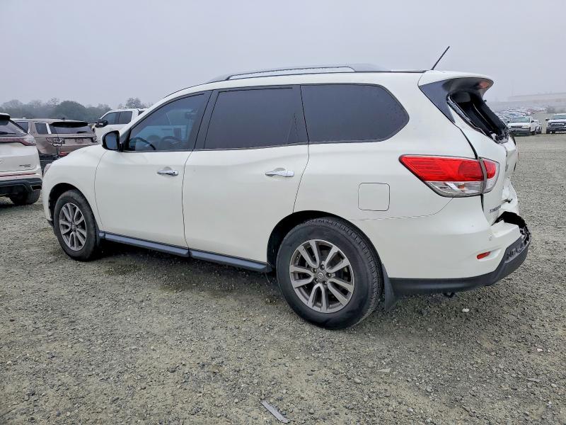 Photo 2 from auction – 2015 NISSAN PATHFINDER with VIN 5N1AR2MN3FC675355