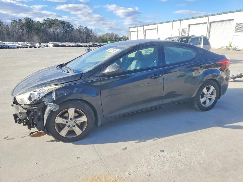 HYUNDAI ELANTRA GL 2013 with VIN 5NPDH4AE0DH296934 - Photo from auction