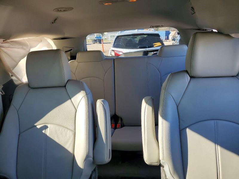 Photo 10 from auction – 2015 CHEVROLET TRAVERSE L with VIN 1GNKRHKD5FJ345256