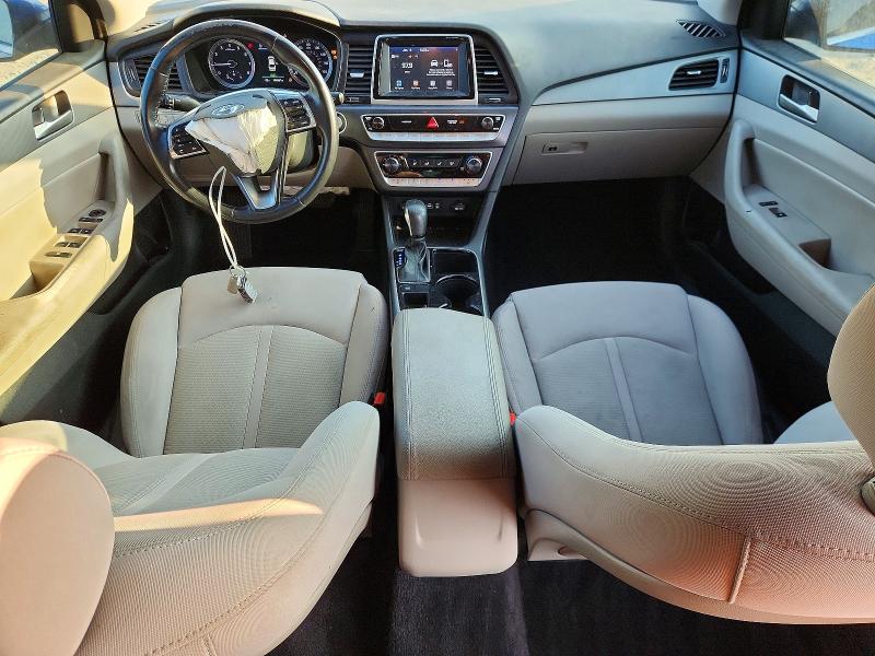Photo 8 from auction – 2018 HYUNDAI SONATA SPO with VIN 5NPE34AF9JH669007