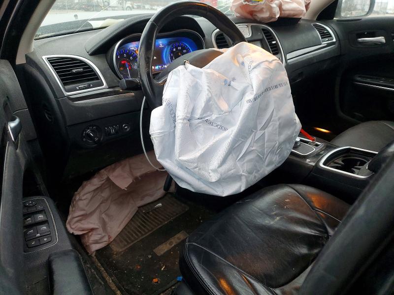 Photo 8 from auction – 2015 CHRYSLER 300 with VIN 2C3CCAAGXFH887234