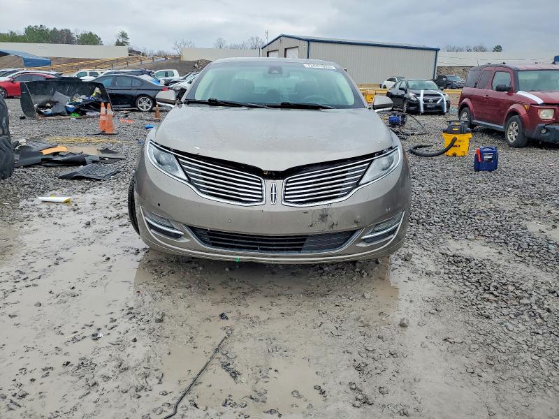 Photo 5 from auction – 2016 LINCOLN MKZ with VIN 3LN6L2GK6GR628624
