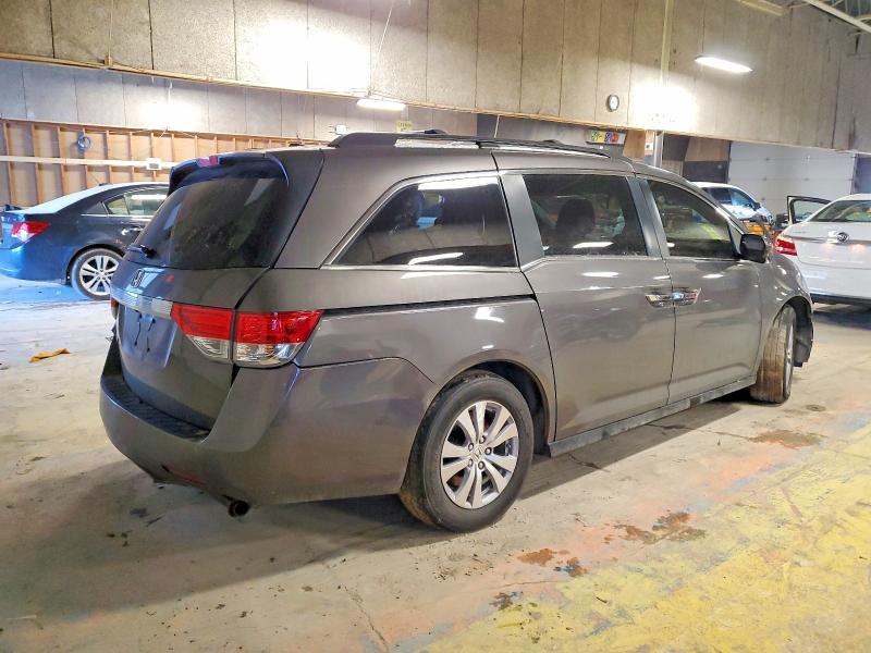 Photo 3 from auction – 2015 HONDA ODYSSEY with VIN 5FNRL5H61FB007604