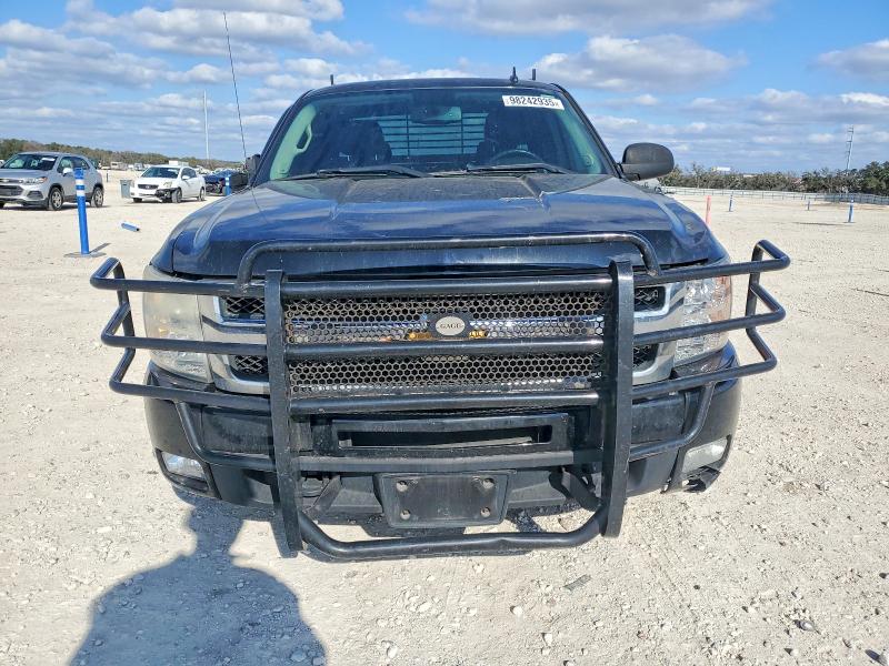 Photo 5 from auction – 2010 CHEVROLET SILVERADO with VIN 1GCSKTE3XAZ157006