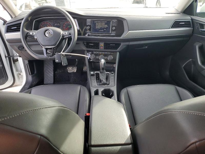 Photo 8 from auction – 2020 VOLKSWAGEN JETTA with VIN 3VWCB7BU6LM025287