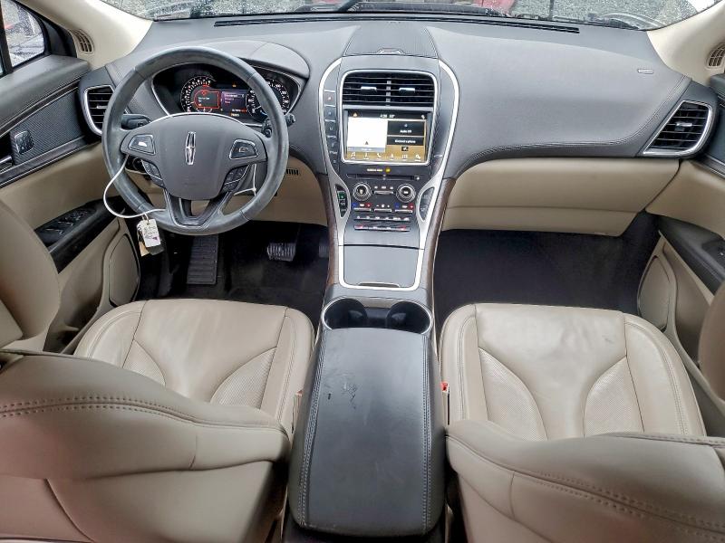 Photo 8 from auction – 2016 LINCOLN MKX SELECT with VIN 2LMTJ8KR1GBL69883