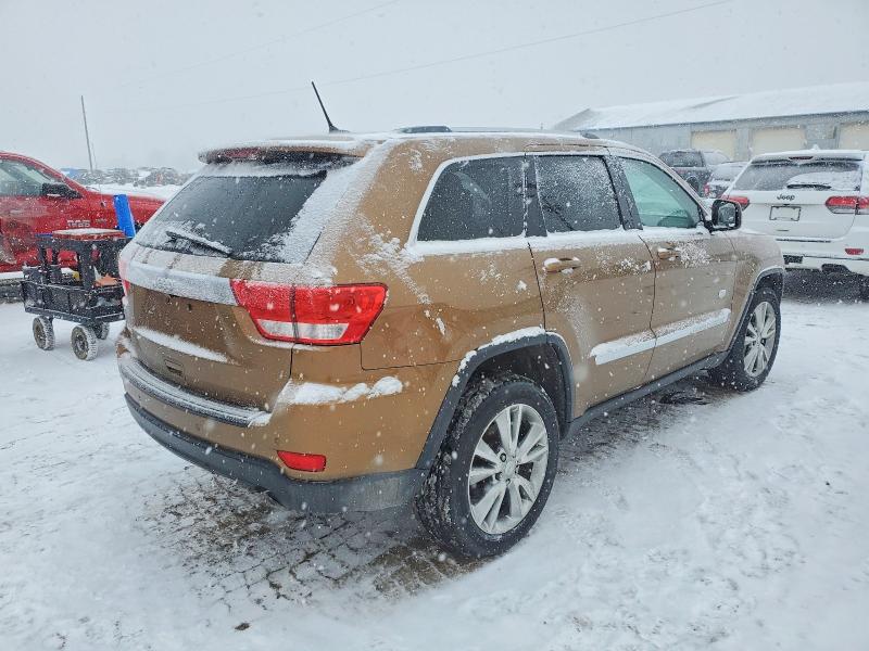 Photo 3 from auction – 2011 JEEP GRAND CHER with VIN 1J4RR4GG5BC676205