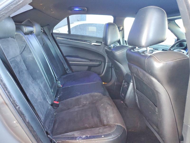 Photo 10 from auction – 2018 CHRYSLER 300 S with VIN 2C3CCABTXJH223052