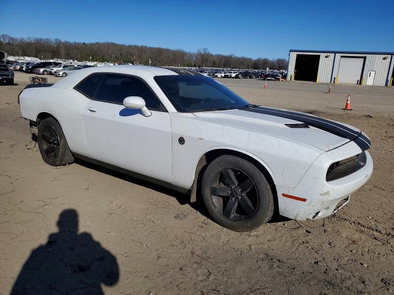 Photo 4 from auction – 2016 DODGE CHALLENGER with VIN 2C3CDZAG6GH300587