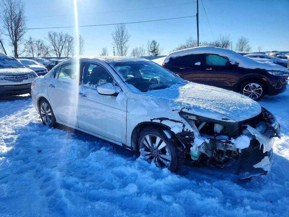 Photo 4 from auction – 2012 HONDA ACCORD with VIN 1HGCP3F84CA039925