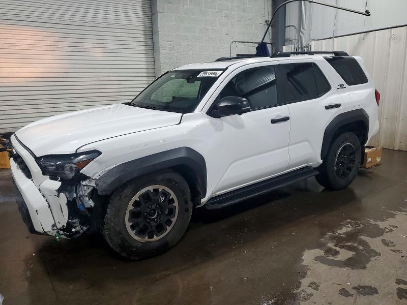 TOYOTA 4RUNNER SR 2025 with VIN JTEVA5BR3S5002726 - Photo from auction
