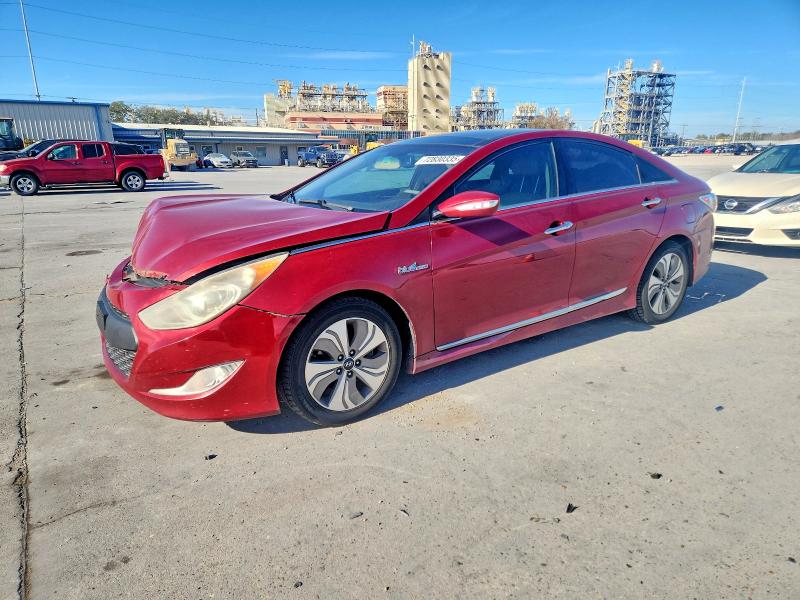 HYUNDAI SONATA HYB 2015 with VIN KMHEC4A45FA124379 - Photo from auction