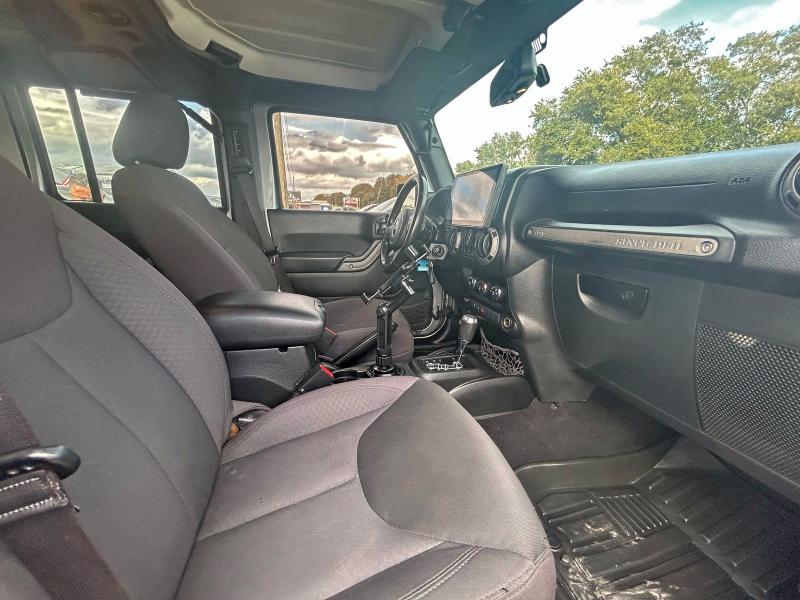 Photo 5 from auction – 2017 JEEP WRANGLER U with VIN 1C4BJWDG9HL500359