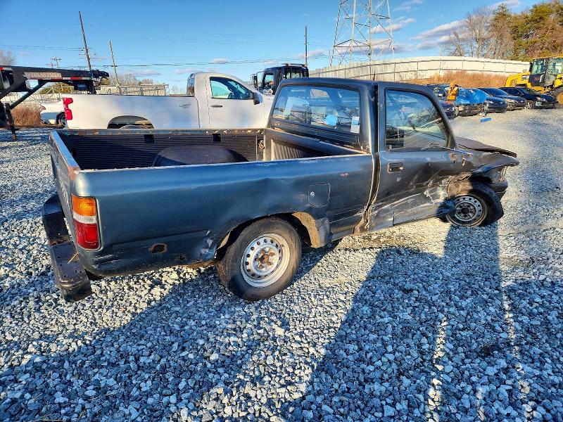 Photo 3 from auction – 1992 TOYOTA PICKUP 1/2 with VIN 4TARN81A2NZ032994