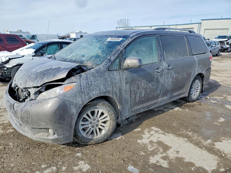 TOYOTA SIENNA XLE 2012 with VIN 5TDYK3DC6CS182758 - Photo from auction