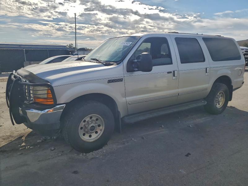 FORD EXCURSION 2000 with VIN 1FMNU41S9YEE35613 - Photo from auction
