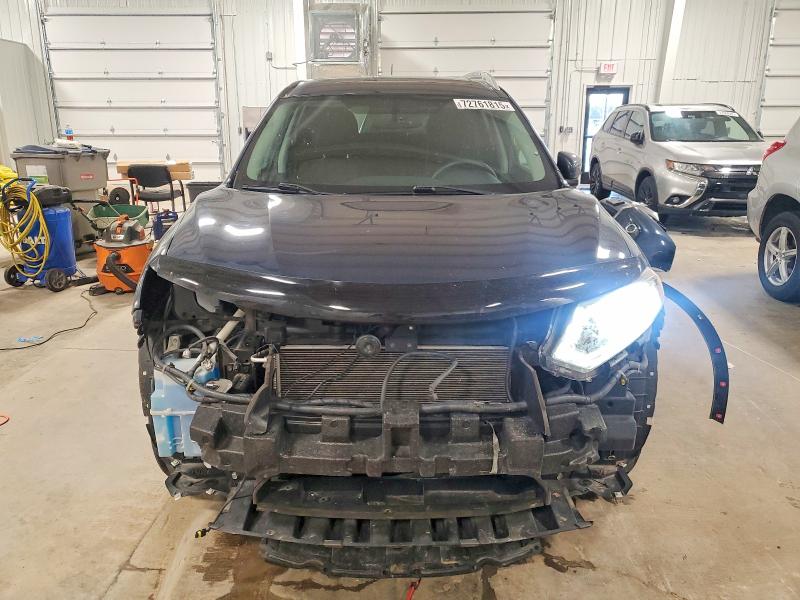 Photo 5 from auction – 2015 NISSAN ROGUE S with VIN 5N1AT2MV3FC811663
