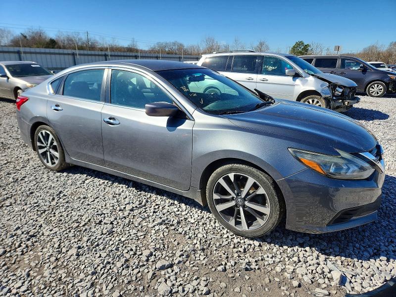 Photo 4 from auction – 2016 NISSAN ALTIMA 2.5 with VIN 1N4AL3AP6GC261673