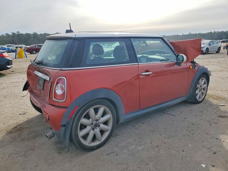 Photo 3 from auction – 2013 MINI COOPER with VIN WMWSU3C50DT681316