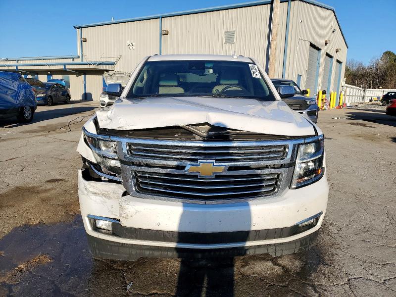 Photo 5 from auction – 2018 CHEVROLET SUBURBAN with VIN 1GNSCJKC7JR217336
