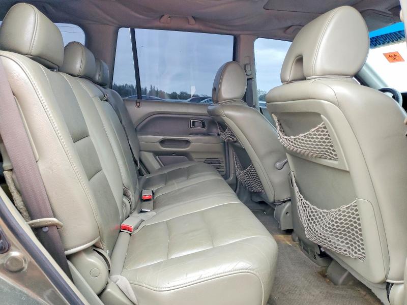 Photo 11 from auction – 2006 HONDA PILOT EX with VIN 5FNYF28646B039304