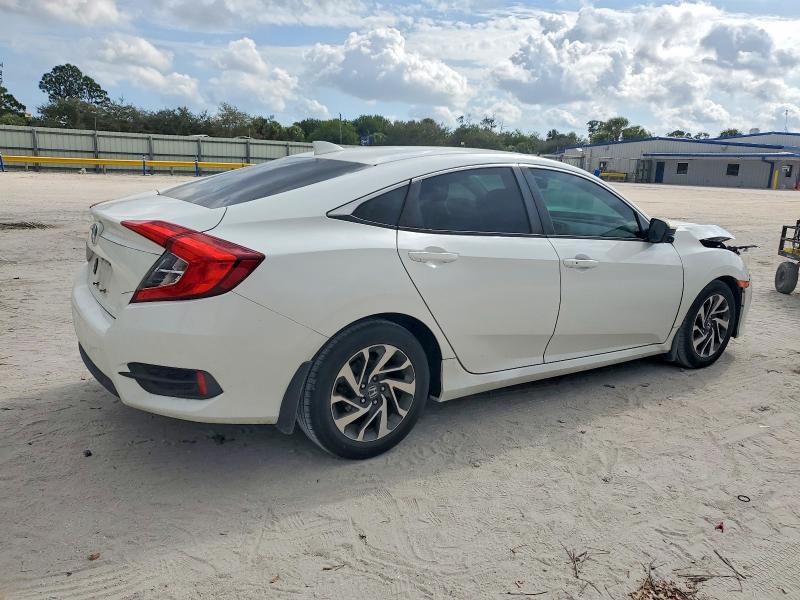 Фото 3 с аукциона – 2017 HONDA CIVIC EX с VIN 19XFC2F74HE005884