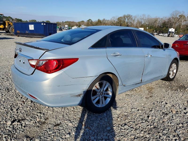 Photo 3 from auction – 2013 HYUNDAI SONATA GLS with VIN 5NPEB4AC1DH736146