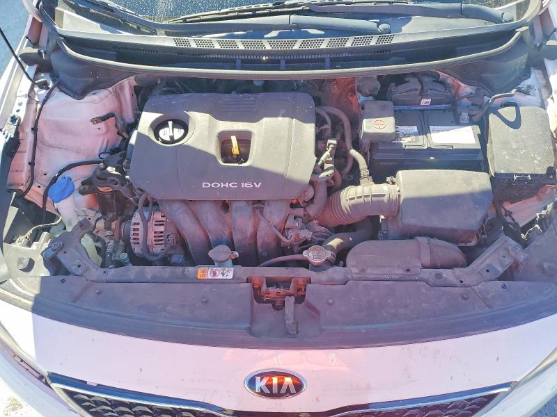 Photo 11 from auction – 2017 KIA FORTE LX with VIN 3KPFK4A70HE082564