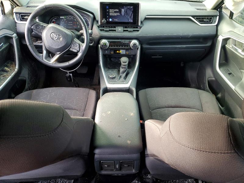 Photo 8 from auction – 2024 TOYOTA RAV4 XLE with VIN JTMRWRFV8RD227648