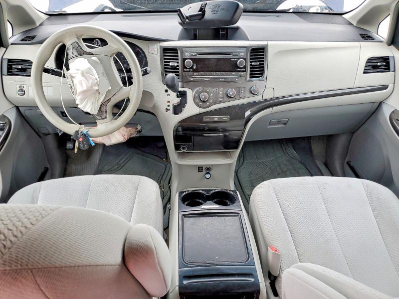 Photo 8 from auction – 2012 TOYOTA SIENNA LE with VIN 5TDKK3DC0CS239087