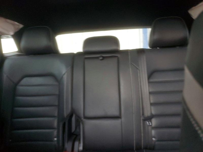 Photo 10 from auction – 2021 VOLKSWAGEN ATLAS CROS with VIN 1V2FE2CA3MC233787