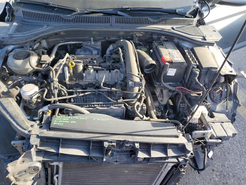 Photo 11 from auction – 2019 VOLKSWAGEN JETTA with VIN 3VWCB7BU8KM212660