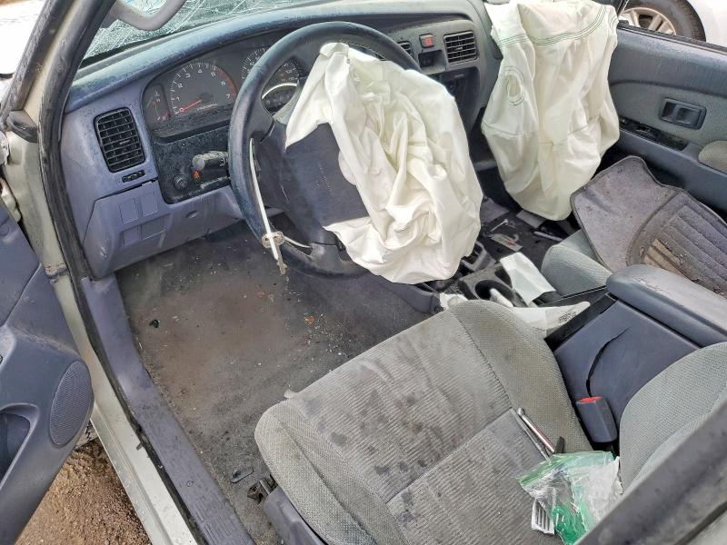 Photo 8 from auction – 2000 TOYOTA 4RUNNER SR with VIN JT3HN86R5Y0281639