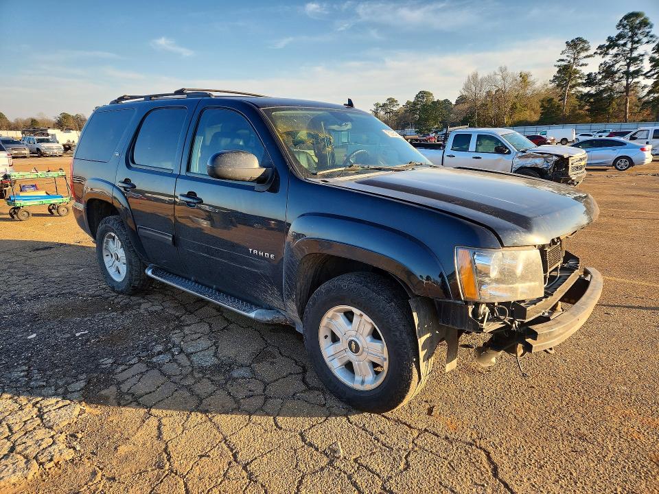Photo 4 from auction – 2011 CHEVROLET TAHOE K150 with VIN 1GNSKBE03BR103121