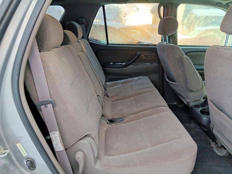 Photo 10 from auction – 2002 TOYOTA SEQUOIA with VIN 5TDBT44A52S076064