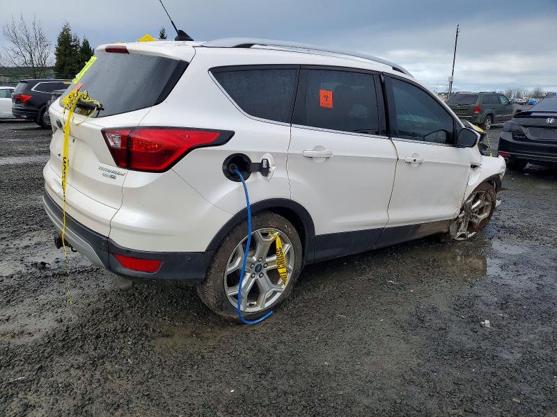 Photo 3 from auction – 2019 FORD ESCAPE TIT with VIN 1FMCU9J94KUA35201